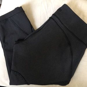 Lululemon Cropped Mesh Leggings